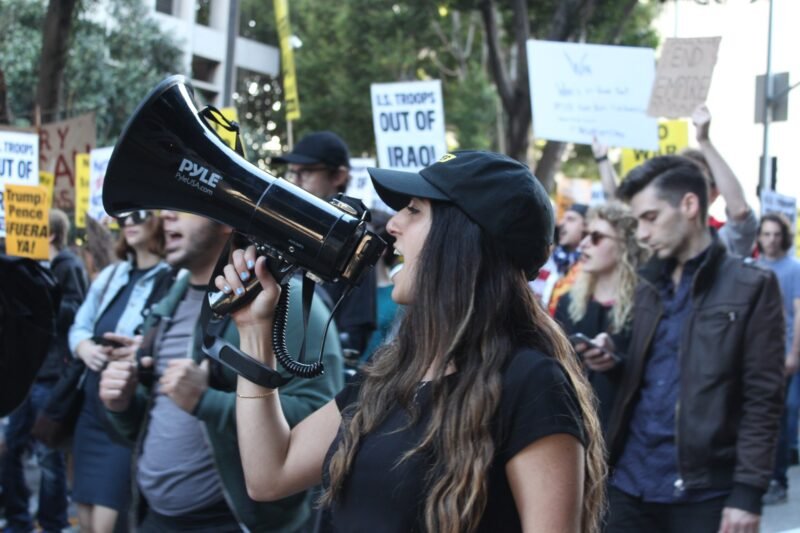 How Los Angeles’s Iranian diaspora is confronting the US war on Iran | US-Israel war on Iran News