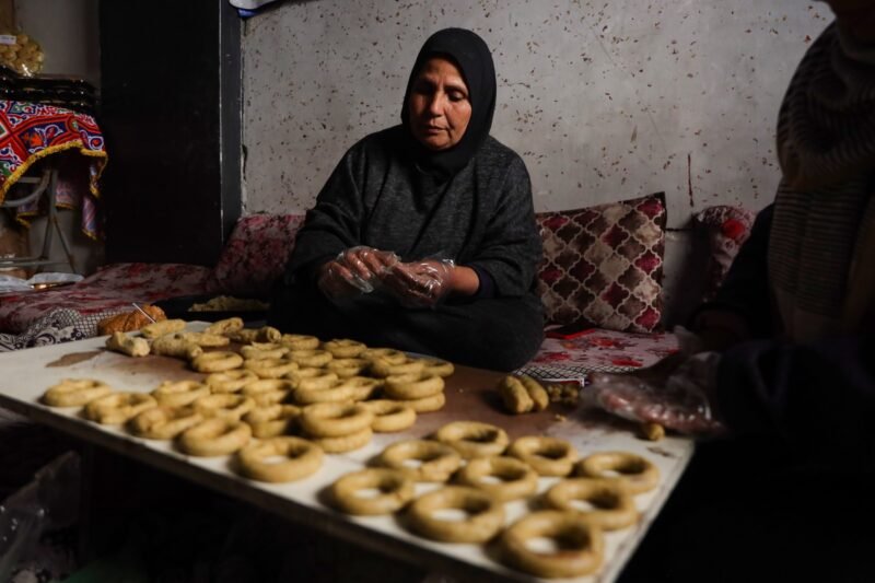 Baking in rubble: Gaza woman keeps Eid traditions alive despite shortages | Israel-Palestine conflict News