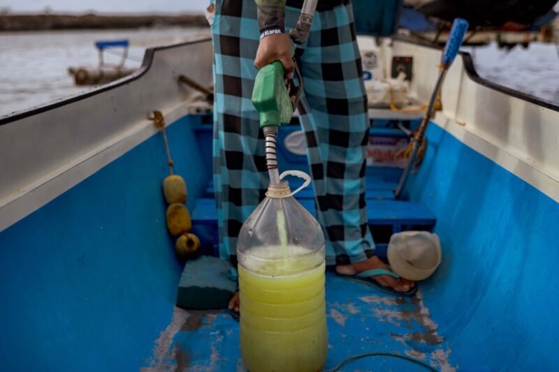 Philippines declares national emergency as fuel supplies dwindle | US-Israel war on Iran