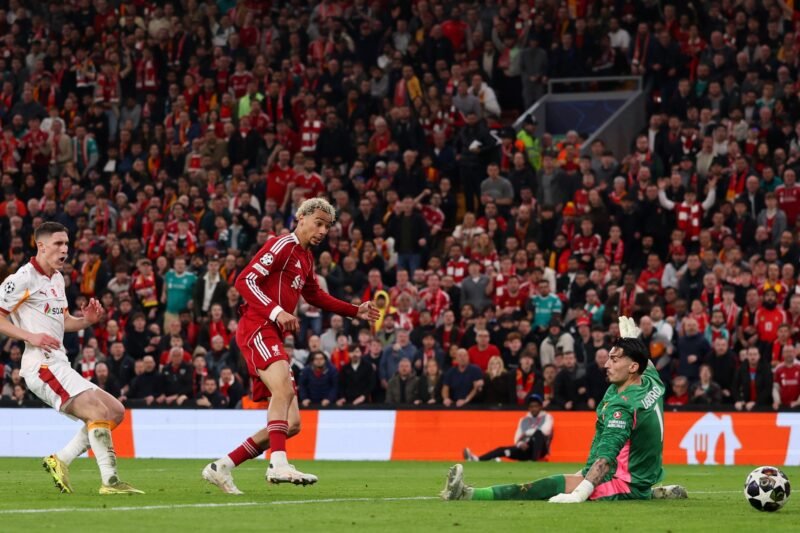 Liverpool thrash Galatasaray 4-0 to reach Champions League quarterfinals | Football News