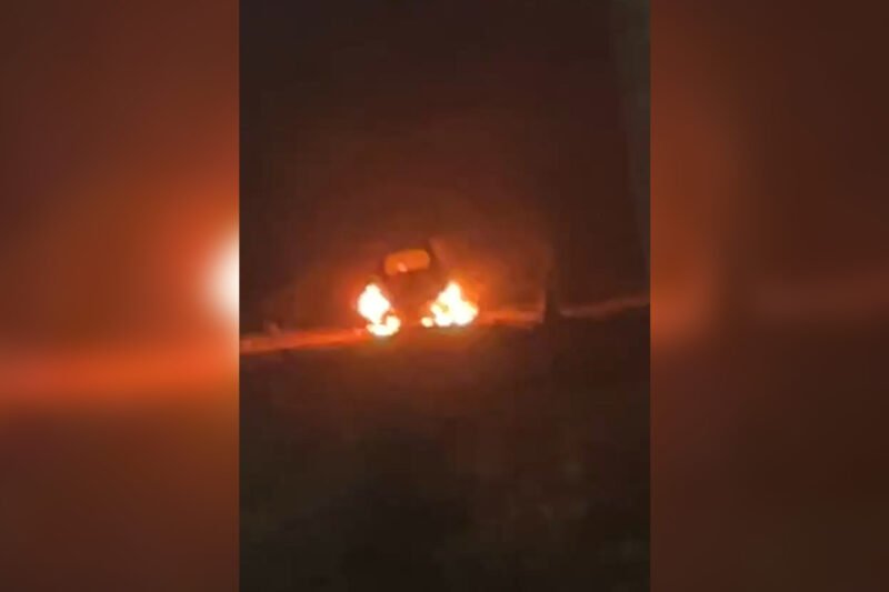 Settlers burn vehicles in town near Hebron | Occupied West Bank