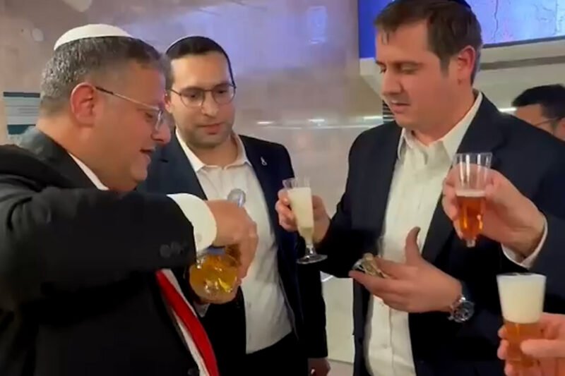 Israeli Knesset approves death penalty for Palestinians | Benjamin Netanyahu News