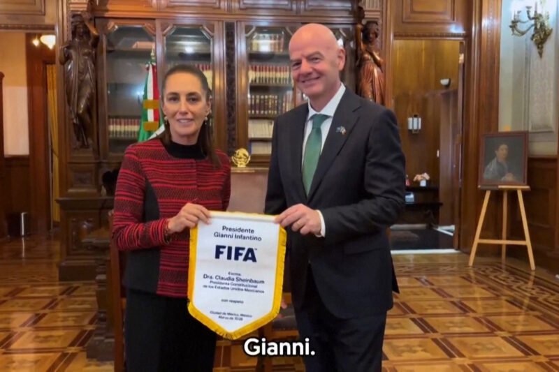Mexico’s President welcomes FIFA Chief | World Cup 2026