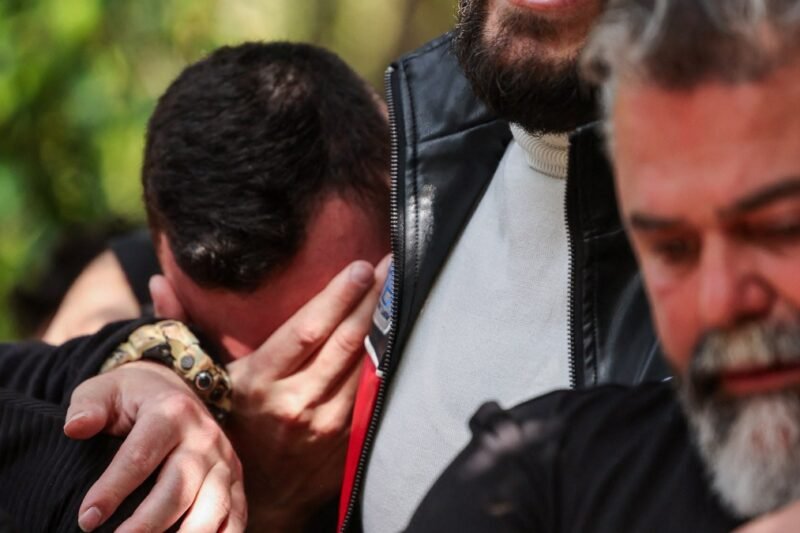 Death toll surpasses 1,000 in Lebanon as Israeli bombardment continues | Israel attacks Lebanon News