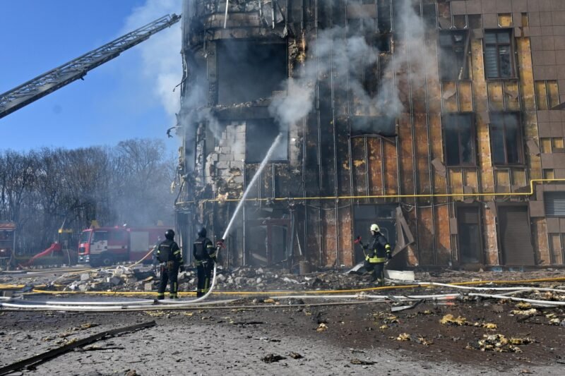 At least four people killed in Russian attacks on Ukraine | Russia-Ukraine war News